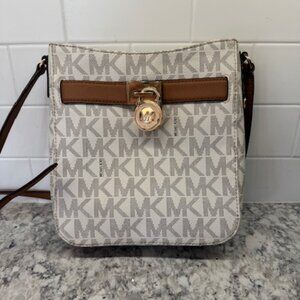 Michael Kors Crossbody Bag